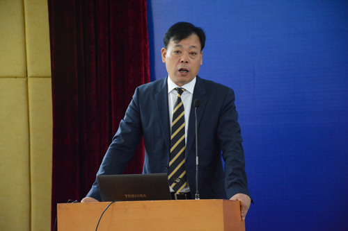 suncitygroup太阳新城经理杨魁介绍学院情况