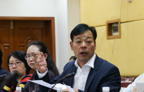 杨魁经理提出建议